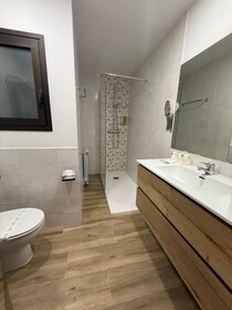 Aston Hotel