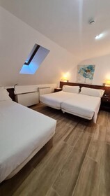 Aston Hotel