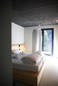 KY Mountain Hostel