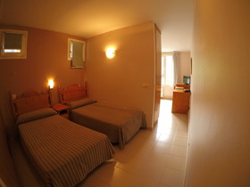 Somriu Hotel Vall Ski