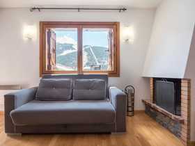 Esquirol Apartments