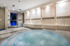 Anyos Park Hotel