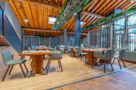 Anyos Park Hotel