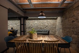Font Andorra Hostel