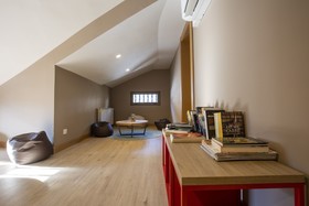 Font Andorra Hostel