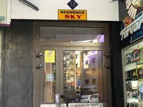 Apartamentos Sky 3000