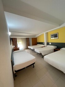 Hotel Cims