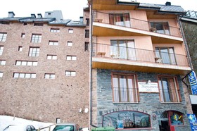Apartamentos Manzano 3000