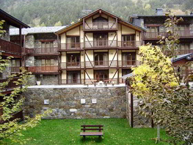 Apartamentos Deusol by Kione