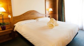 Sport Hotel Village