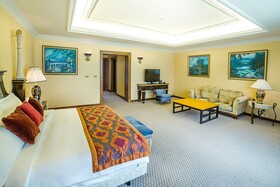 Al Raha Beach Hotel Villas