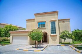 Al Raha Beach Hotel Villas