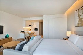 DoubleTree by Hilton Abu Dhabi Yas Island Residences
