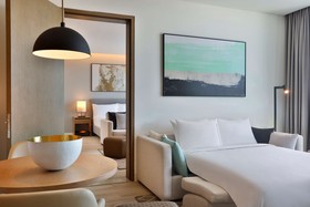 DoubleTree by Hilton Abu Dhabi Yas Island Residences
