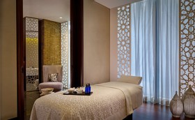 Grand Hyatt Abu Dhabi Hotel & Residences Emirates Pearl