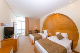 Oryx Grand Hotel Jebel Hafeet