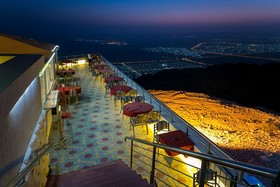 Oryx Grand Hotel Jebel Hafeet