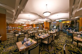 Oryx Grand Hotel Jebel Hafeet