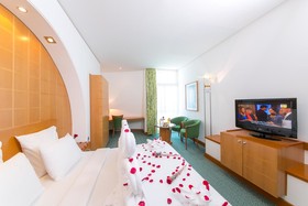 Oryx Grand Hotel Jebel Hafeet