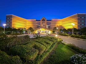 Oryx Grand Hotel Jebel Hafeet