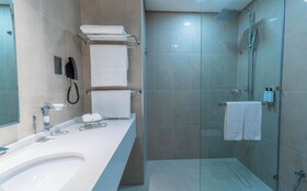 Beach Bay Hotel Mirfa