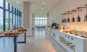 Beach Bay Hotel Mirfa