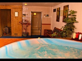 Arabian Courtyard Hotel & Spa