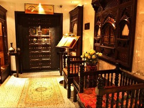 Arabian Courtyard Hotel & Spa