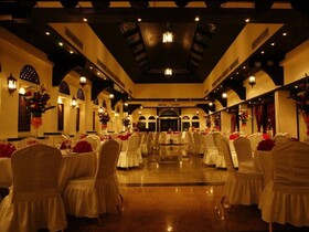 Arabian Courtyard Hotel & Spa
