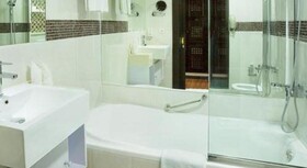 Arabian Courtyard Hotel & Spa