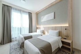 Azur Regency