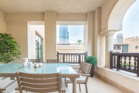 Burj Khalifa Community by Maison Privee
