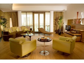 BurJuman Arjaan by Rotana