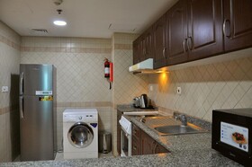 Care Holiday Home - Barsha Heights