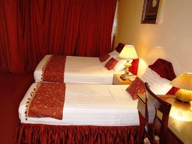 Kings Square Hotel