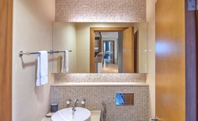 Claren Towers by Dream Inn Dubai