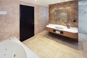 Four Points by Sheraton Production City, Dubai