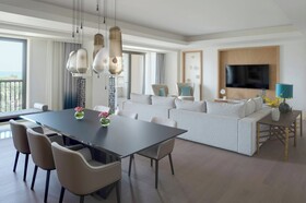 Four Seasons Resort Dubai at Jumeirah Beach