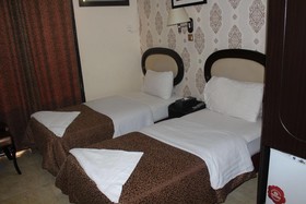 Grand Sina Hotel