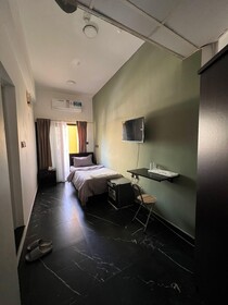 Guest Inn Hotel Llc