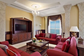 Al Habtoor Grand Resort, Autograph Collection