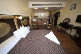 Hafez Hotel Apartments