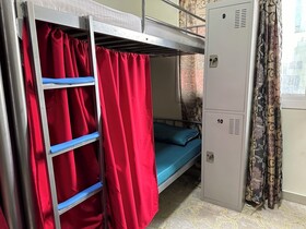 Hello Hostel