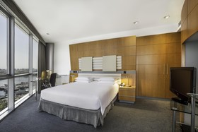 Golden Sands Hotel Creek