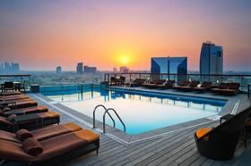 Golden Sands Hotel Creek