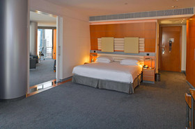Golden Sands Hotel Creek