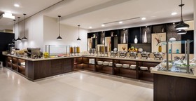 Holiday Inn Express Dubai - Jumeirah