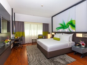 Howard Johnson Plaza by Wyndham Dubai Deira