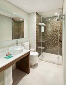 Hyatt Place Dubai Al Rigga Hotel & Residences