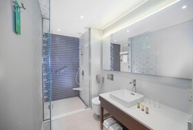 Hyatt Place Dubai/Wasl District Residences